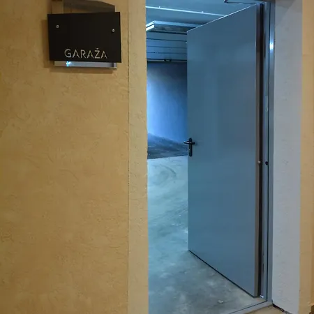 Apartman Everest Vrdnik