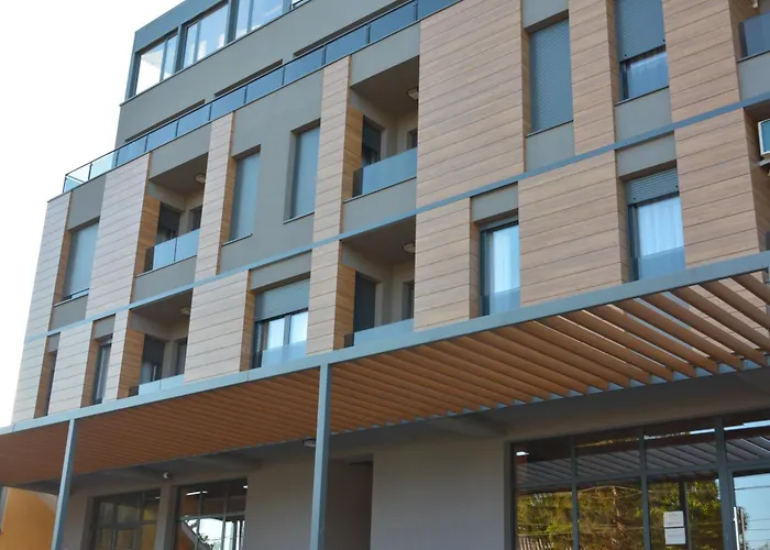 Everest アパート